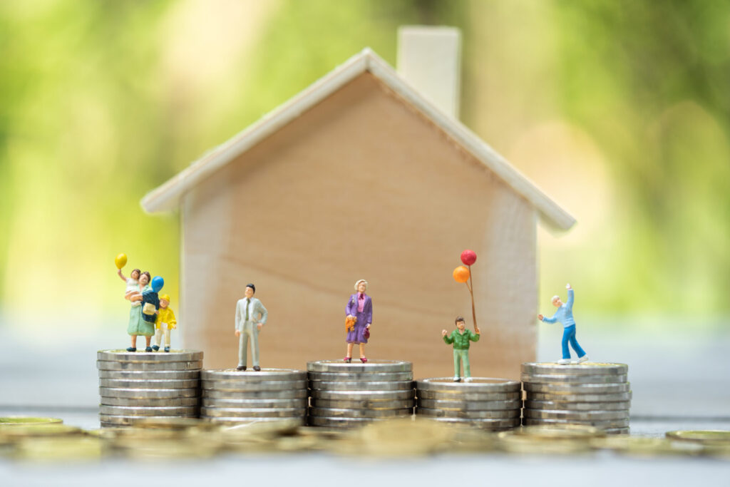 10 Reasons Why You Should Invest In Large Multifamily Property